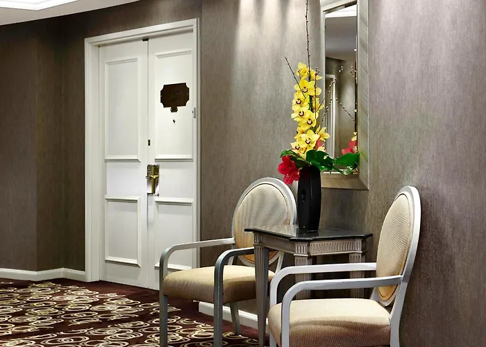 The Park Tower Knightsbridge, A Luxury Collection Hotel, London